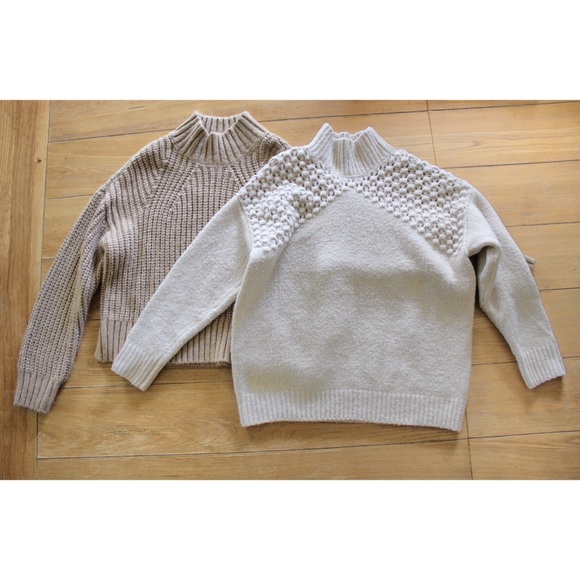 ON 34th Sweaters - Women’s (2) piece Knitted Sweater Bundle Lot Small Preowned